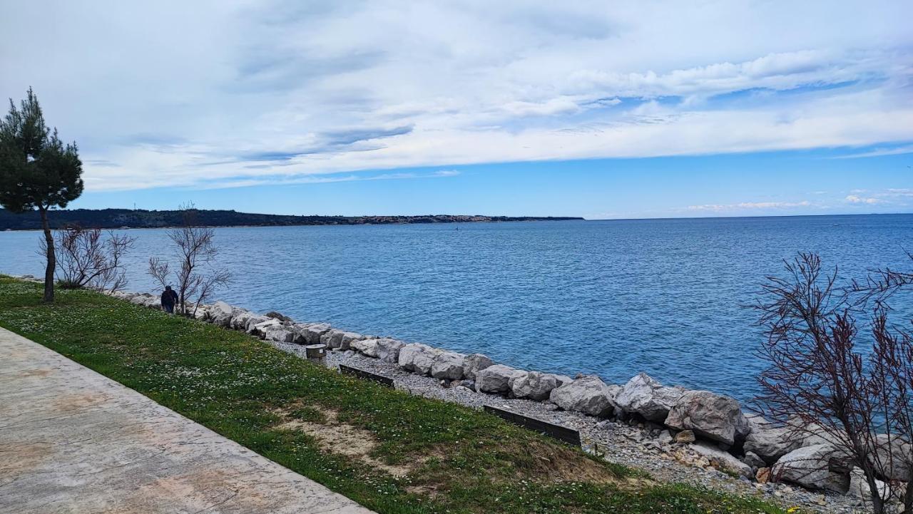 Sea Lux Floating House Ajda Portorose Vila Exterior foto